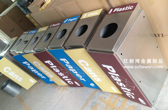 蕭山機(jī)場垃圾桶不醒目剛運(yùn)行時(shí)不好找