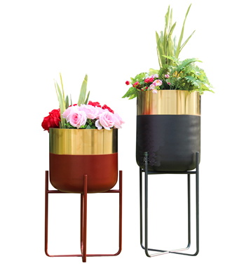 室內(nèi)拉絲噴塑鈦金不銹鋼花盆組合