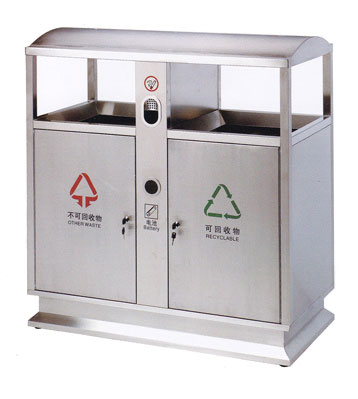 機場環(huán)衛(wèi)分類垃圾桶